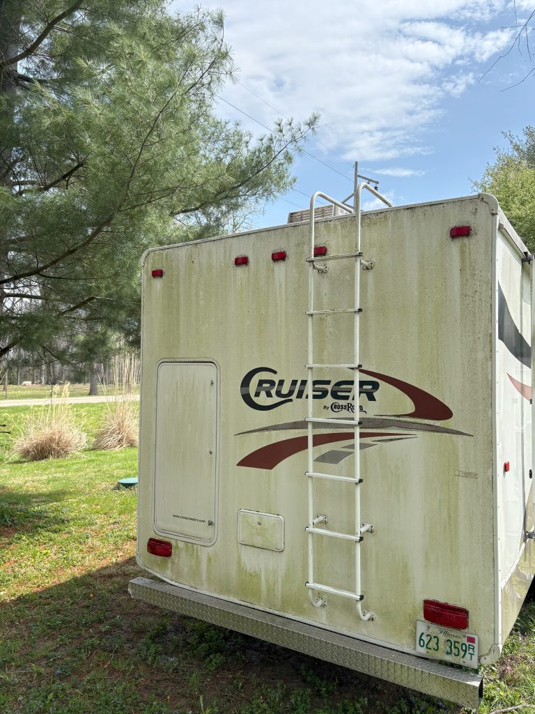 Soft Washing in Illinois