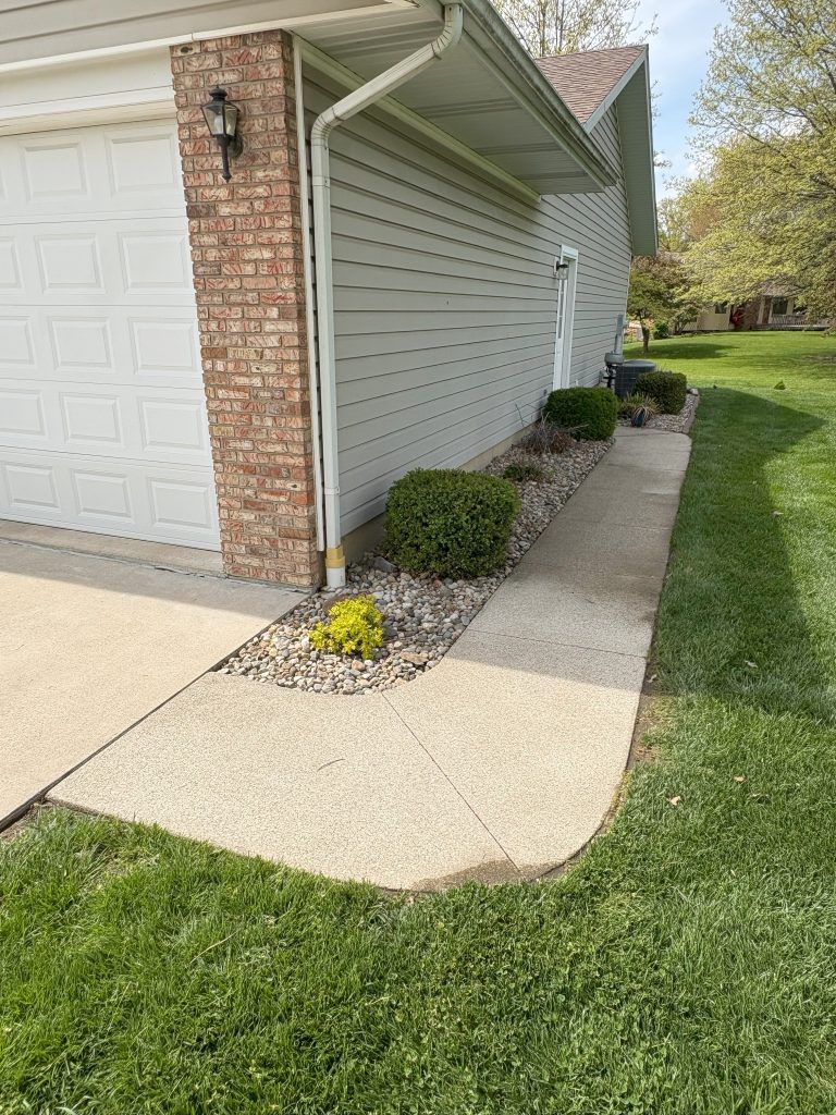 Soft Washing in Illinois